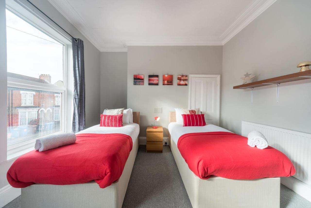 3 Bedroom Saks - 2 Living Area House In Newland Ave Hull Kingston upon Hull Exteriör bild